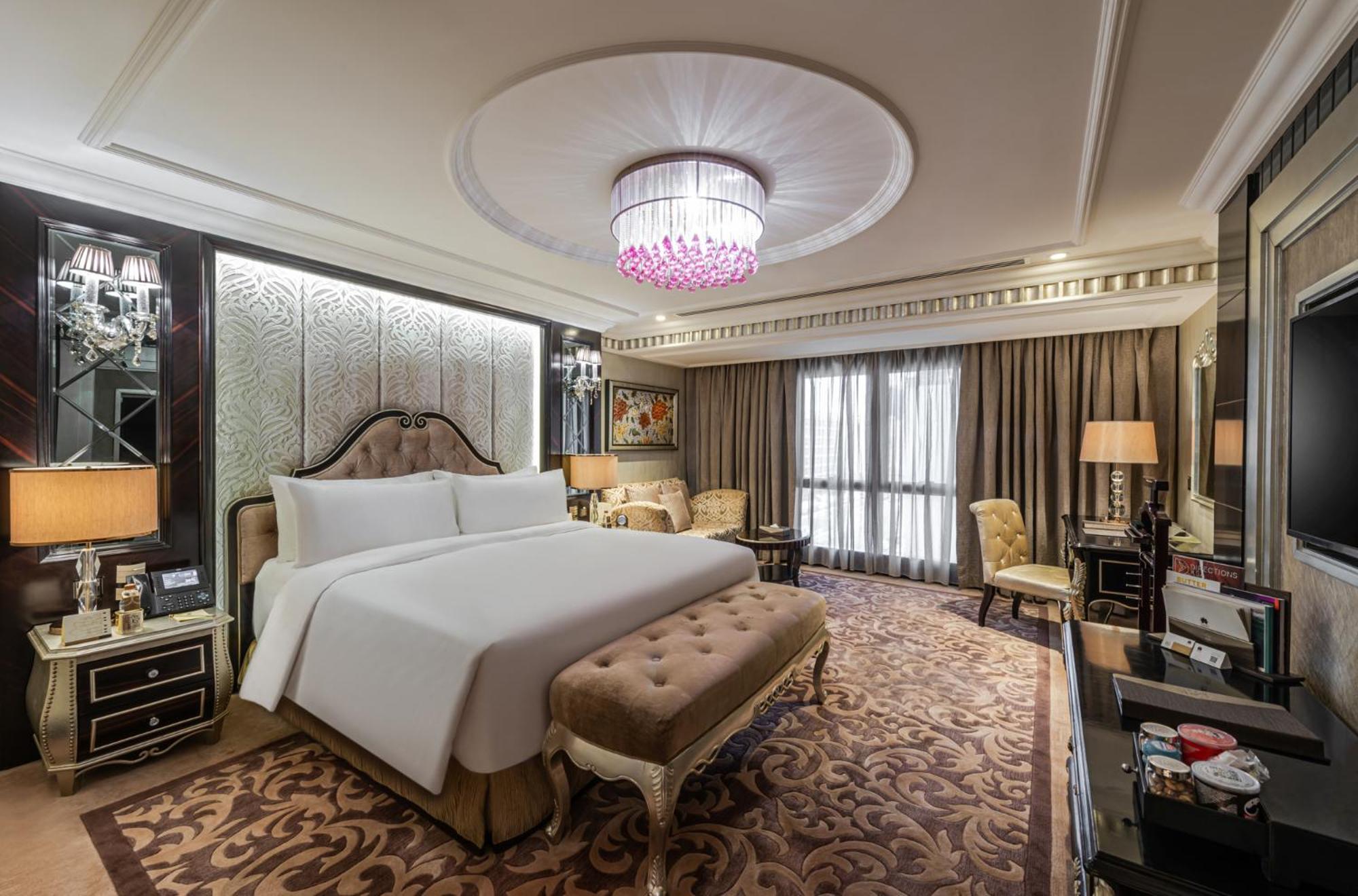 Narcissus Riyadh Hotel & Spa Exterior foto A suite at the hotel