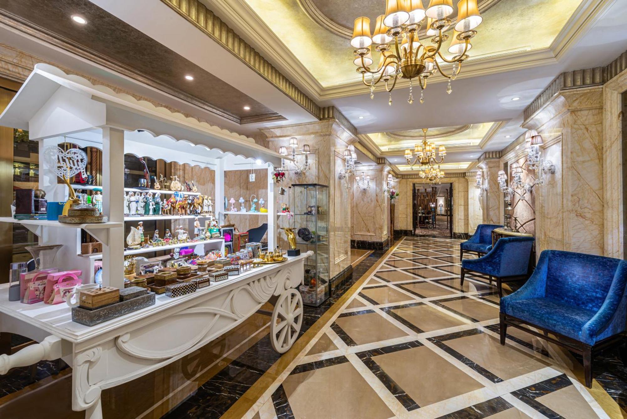 Narcissus Riyadh Hotel & Spa Exterior foto The lobby of the hotel