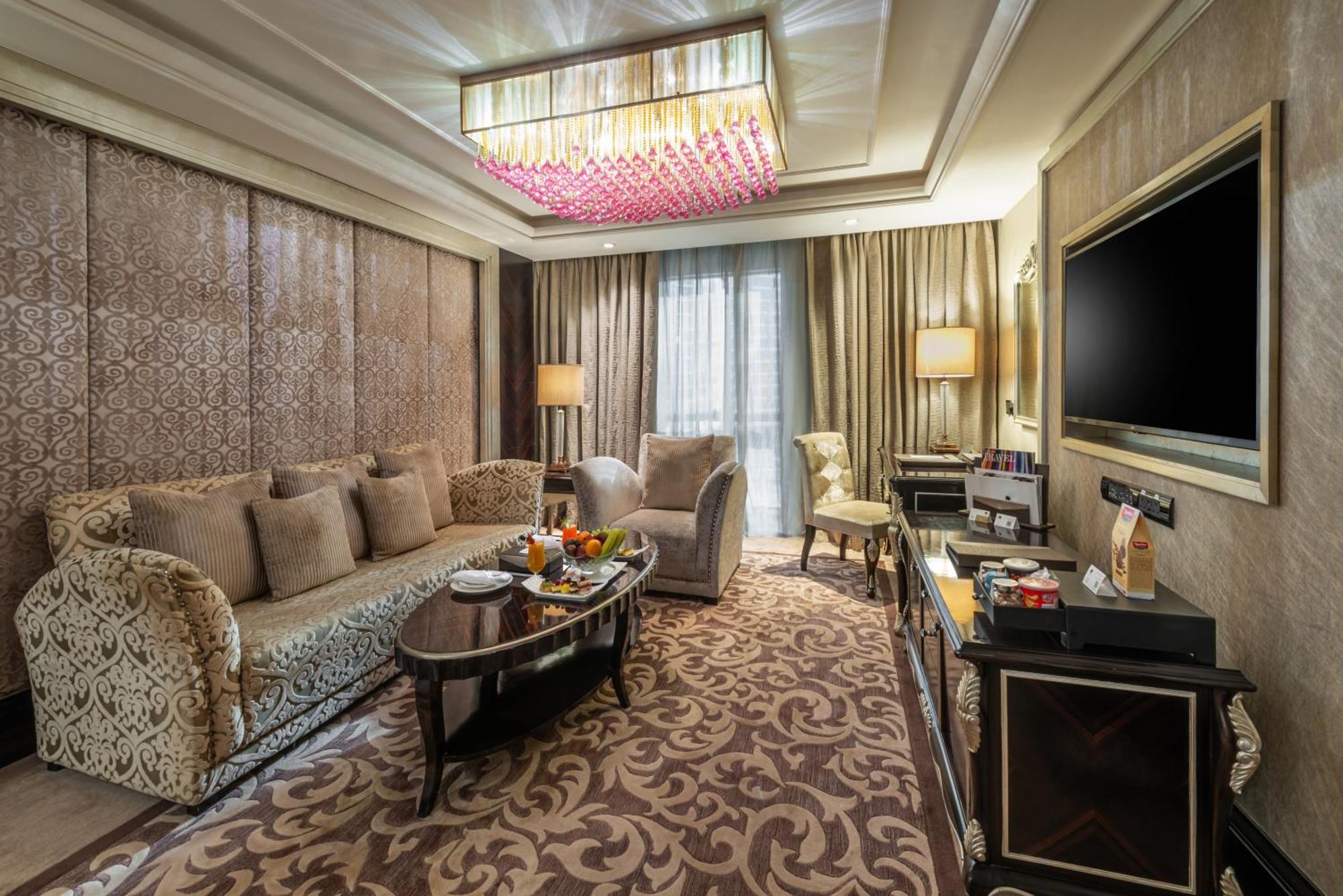 Narcissus Riyadh Hotel & Spa Exterior foto A suite at the hotel