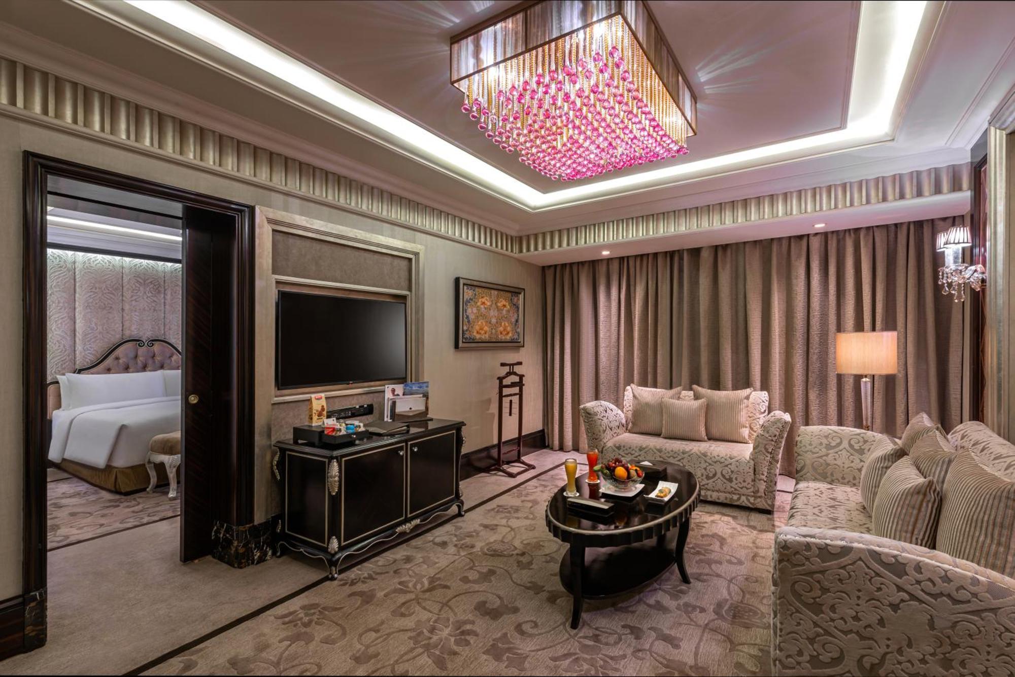 Narcissus Riyadh Hotel & Spa Exterior foto A suite at the hotel