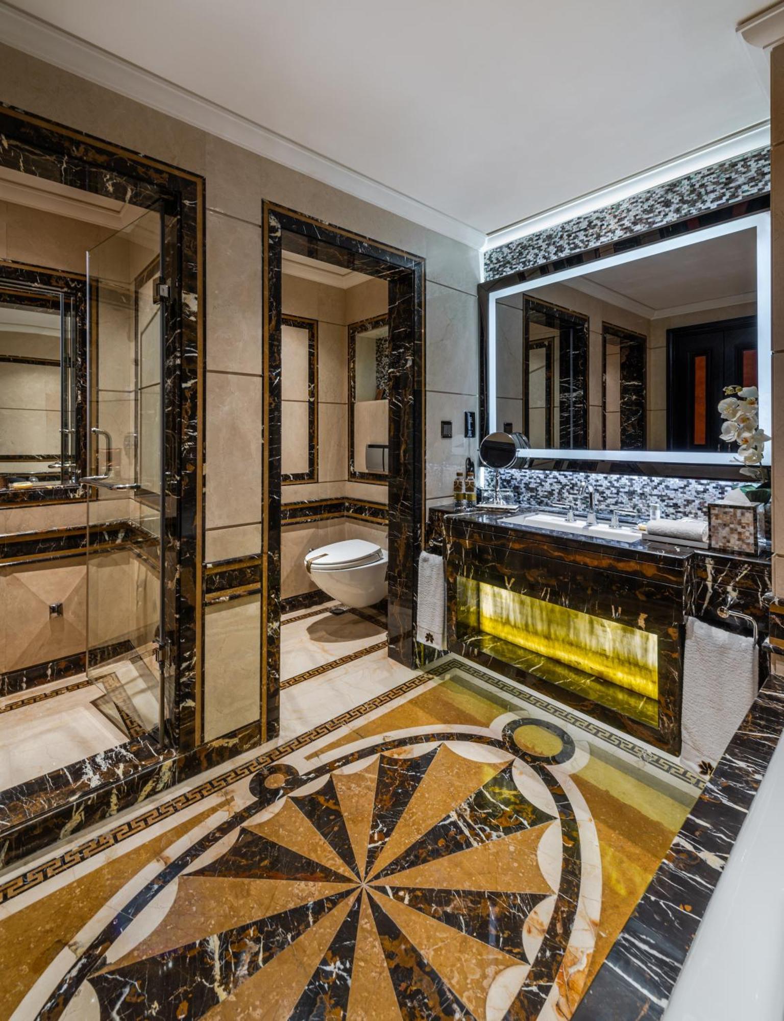 Narcissus Riyadh Hotel & Spa Exterior foto Bathroom